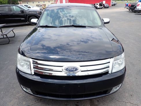 Used 2008 Ford Taurus Limited FWD image 2