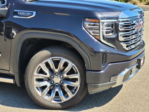 Used 2025 GMC Sierra 1500 Denali w/ Denali Reserve Package AWD/4WD image 16