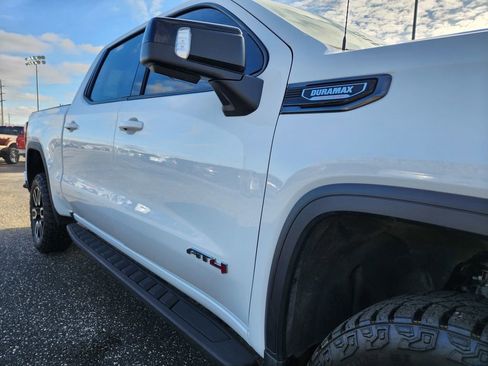 Used 2024 GMC Sierra 1500 AT4 w/ AT4 Preferred Package image 42