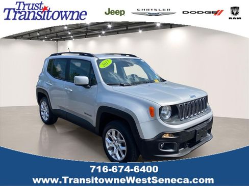Used 2017 Jeep Renegade Latitude w/ Popular Equipment Group AWD/4WD image 1