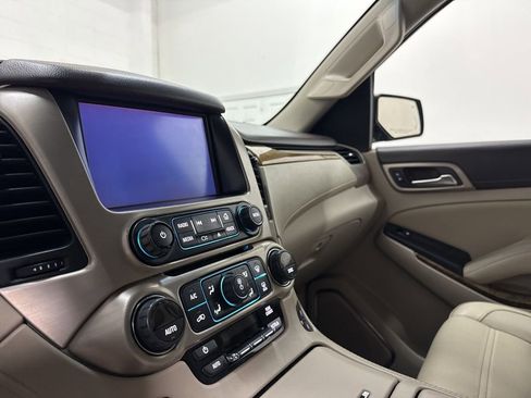 Used 2017 GMC Yukon XL Denali w/ Open Road Package image 34