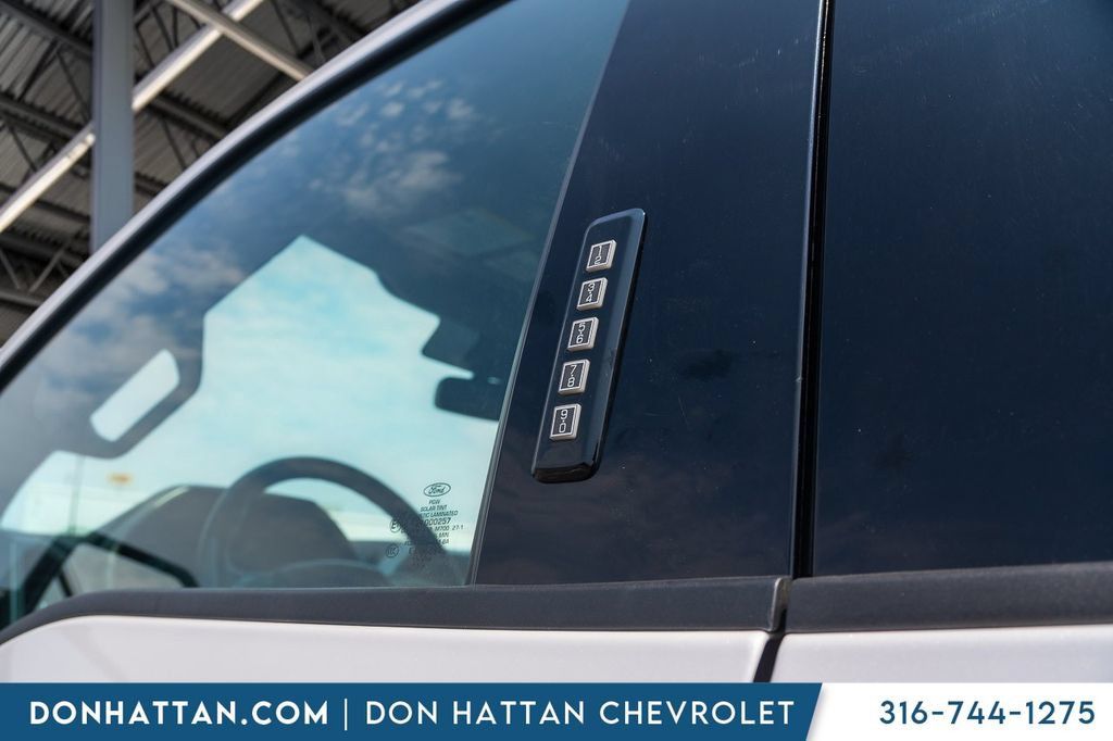 Used 2018 Ford F150 Lariat w/ Equipment Group 502A Luxury AWD/4WD image 38