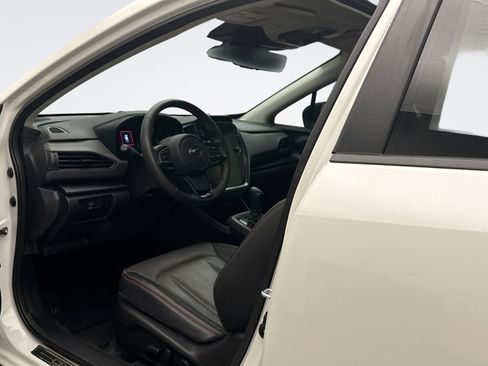 Used 2024 Subaru Crosstrek 2.5i Limited AWD/4WD image 10