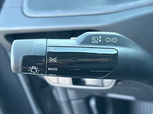 Used 2025 Kia EV6 Light image 38