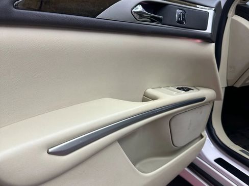 Used 2014 Lincoln MKZ w/ Equipment Group 101A Select image 9