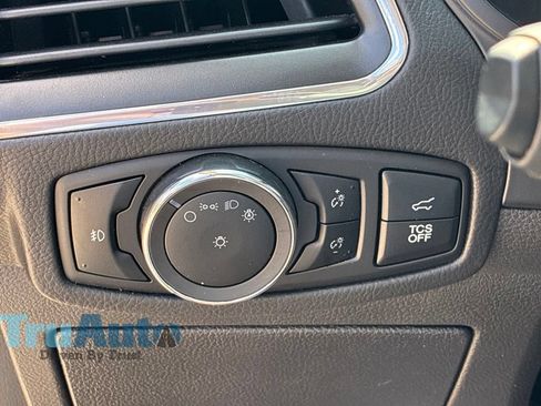 Used 2024 Ford Edge Titanium AWD/4WD image 38