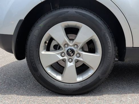 Used 2017 Kia Soul FWD image 5
