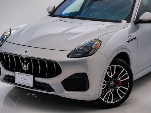 Used 2023 Maserati Grecale GT image 4