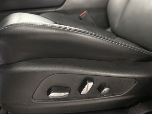 Used 2024 Cadillac XT5 Sportv w/ Technology Package image 10