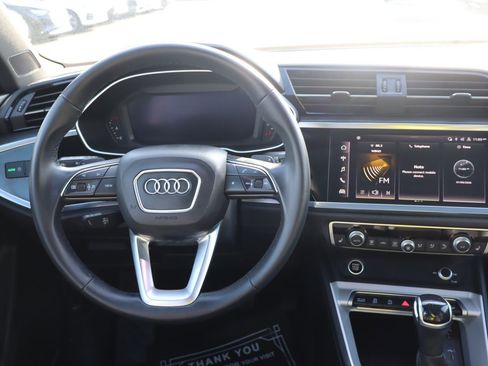 Used 2023 Audi Q3 2.0T Premium w/ Convenience Package image 10