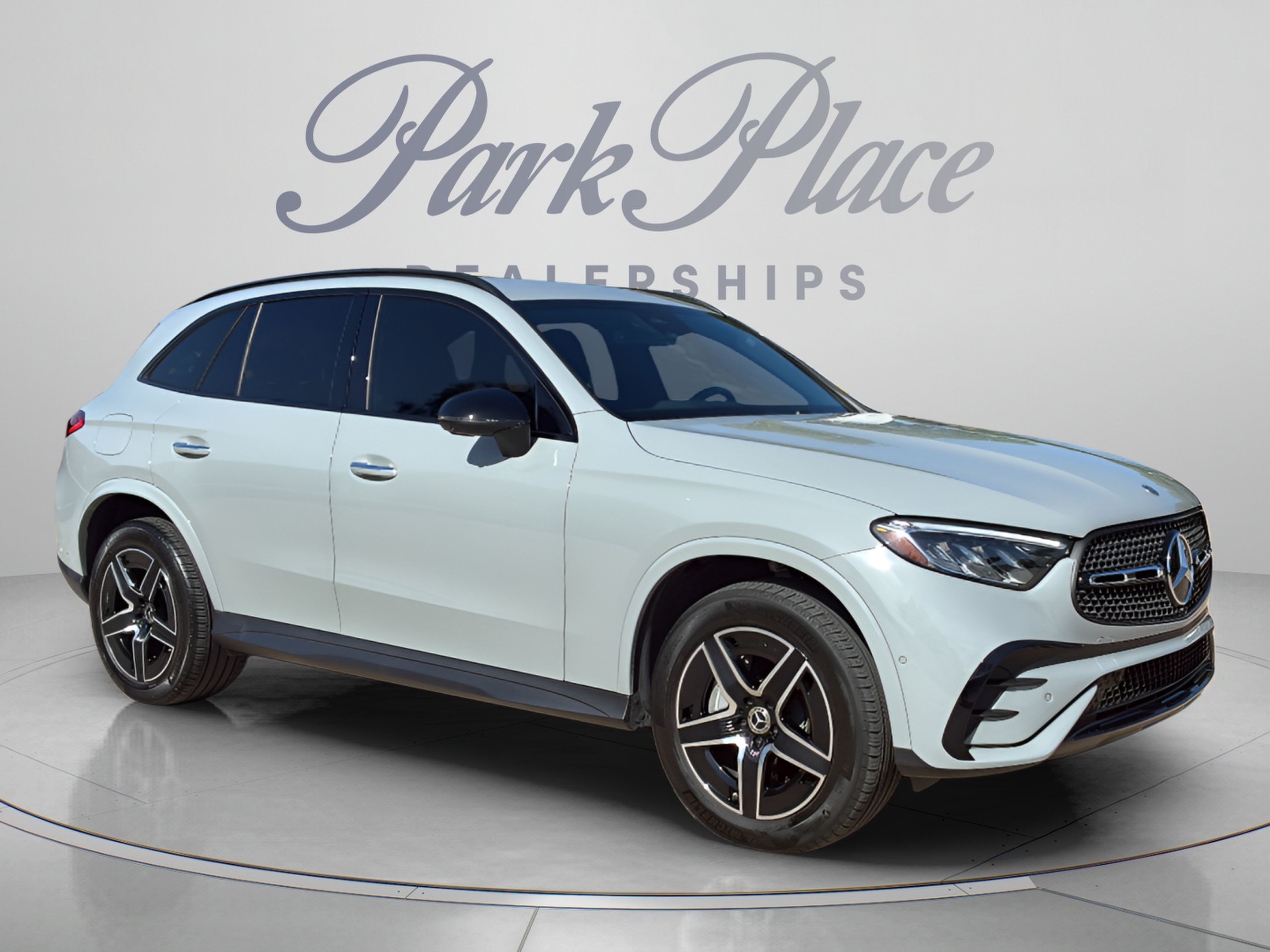 Used 2026 Mercedes-Benz GLC 300 image 28