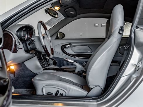 Used 2002 Porsche 911 Turbo image 5