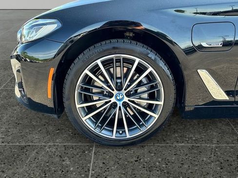 Used 2023 BMW 530e xDrive AWD/4WD image 14