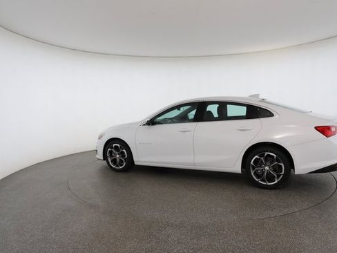 Used 2024 Chevrolet Malibu LT image 8