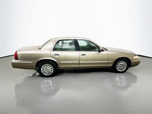 Used 2003 Mercury Grand Marquis GS RWD image 8