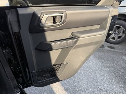 New 2025 Ford Bronco Badlands image 35