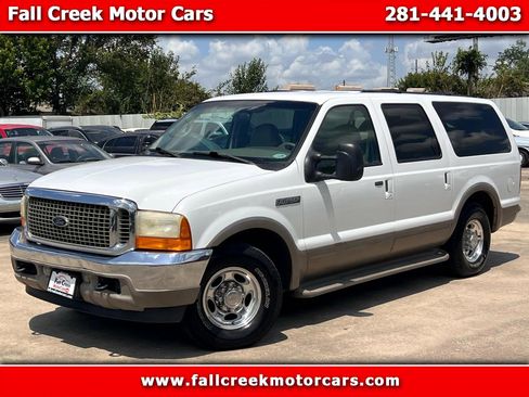 Used 2001 Ford Excursion Limited image 1
