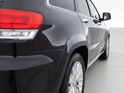 Used 2018 Jeep Grand Cherokee Summit AWD/4WD image 14