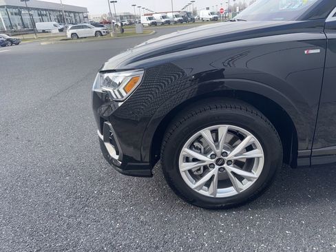 Certified 2025 Audi Q3 2.0T Premium Plus w/ Premium Plus Package image 28