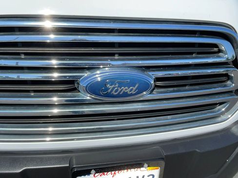 Used 2019 Ford Transit 350 138 DRW w/ Interior Upgrade Package RWD image 45