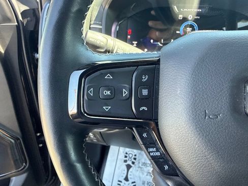 Used 2025 RAM 1500 Limited AWD/4WD image 18