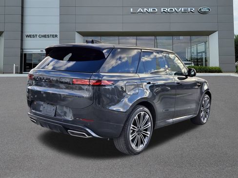 New 2026 Land Rover Range Rover Sport Dynamic SE image 4