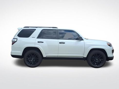 Used 2019 Toyota 4Runner Limited AWD/4WD image 31