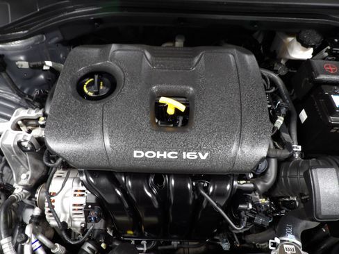 Used 2018 Hyundai Elantra Value Edition FWD image 22