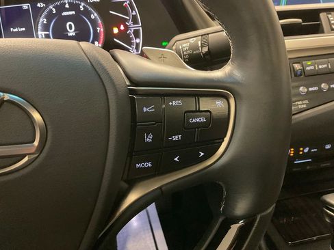 Used 2020 Lexus ES 350 w/ Accessory Package FWD image 21
