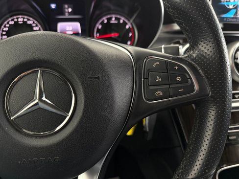 Used 2018 Mercedes-Benz GLC 300 4MATIC image 27