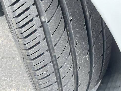Used 2016 Buick Regal FWD image 5