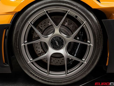 Used 2024 Porsche 911 GT3 RS RWD image 25