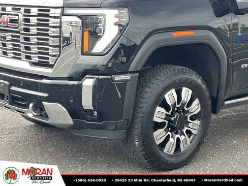 Used 2024 GMC Sierra 2500 Denali w/ Denali Reserve Package AWD/4WD image 8