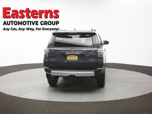 Used 2024 Toyota 4Runner TRD Off-Road Premium AWD/4WD image 37