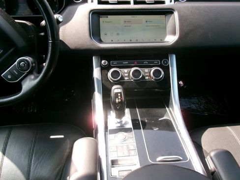 Used 2017 Land Rover Range Rover Sport AWD/4WD image 19