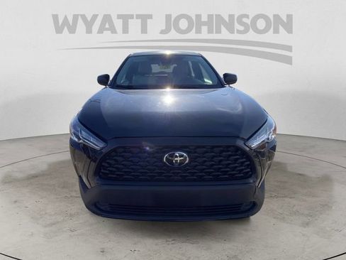 Used 2022 Toyota Corolla Cross L image 15
