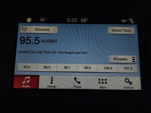 Used 2018 Ford Edge Titanium FWD image 25