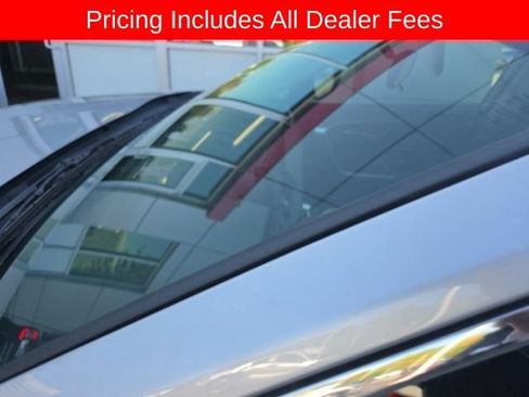 Used 2020 Toyota RAV4 XLE w/ Convenience Package FWD image 16