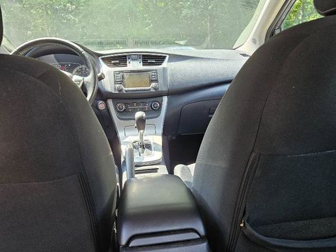 Used 2015 Nissan Sentra SV image 23
