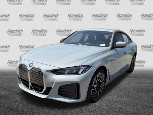 New 2026 BMW i4 eDrive40 w/ M Sport Package RWD image 5