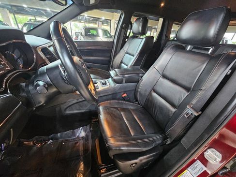 Used 2017 Jeep Grand Cherokee Limited AWD/4WD image 29