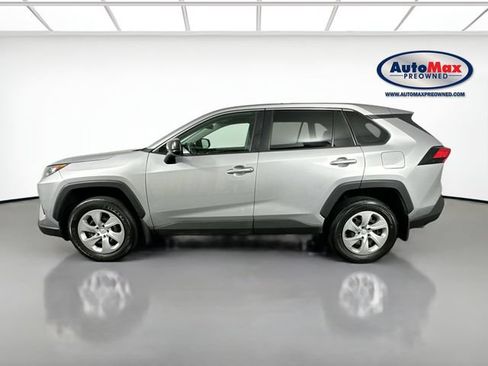 Used 2022 Toyota RAV4 LE AWD/4WD image 8