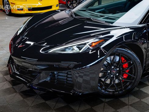 Used 2024 Chevrolet Corvette Z06 w/ Battery Protection Package image 5