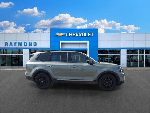 Used 2023 Kia Telluride SX X-Line AWD/4WD image 2