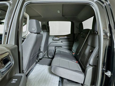 New 2026 GMC Sierra 1500 Elevation image 13