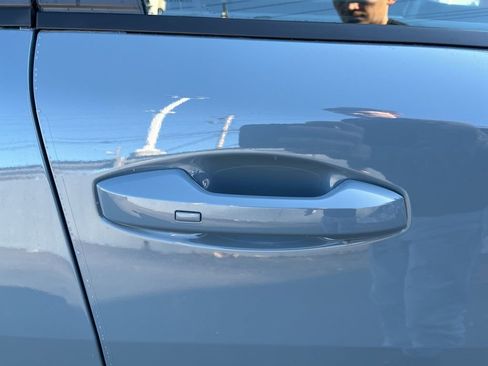 New 2026 Nissan Sentra SR w/ Floor Mat Package FWD image 6