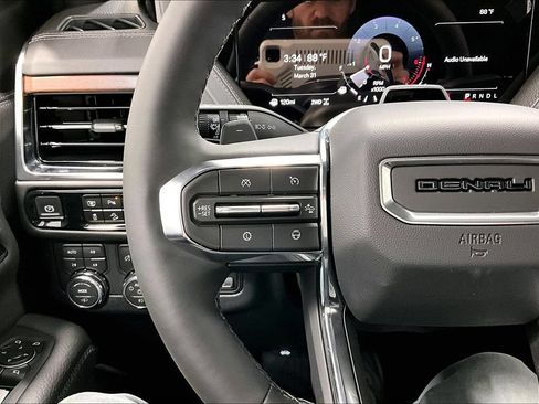 New 2026 GMC Yukon XL Denali w/ Denali Reserve Package AWD/4WD image 13