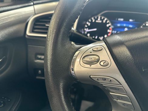 Used 2015 Nissan Murano SV w/ Cargo Package AWD/4WD image 26