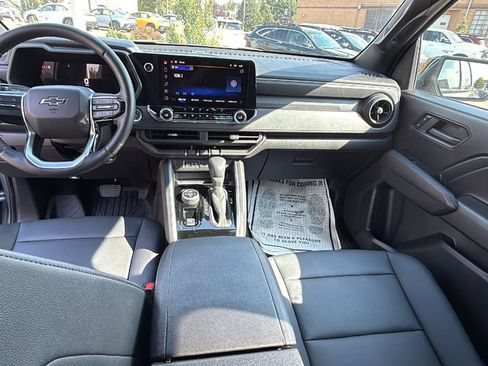 Used 2026 Chevrolet Colorado Trail Boss AWD/4WD image 16