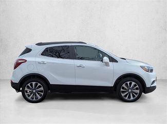 Used 2022 Buick Encore Preferred w/ Safety Package video 5
